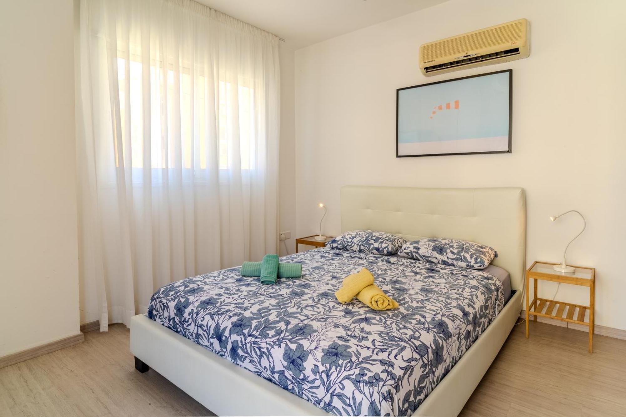 Helios Mackenzie One Bedroom Flat Lárnaca Exterior foto